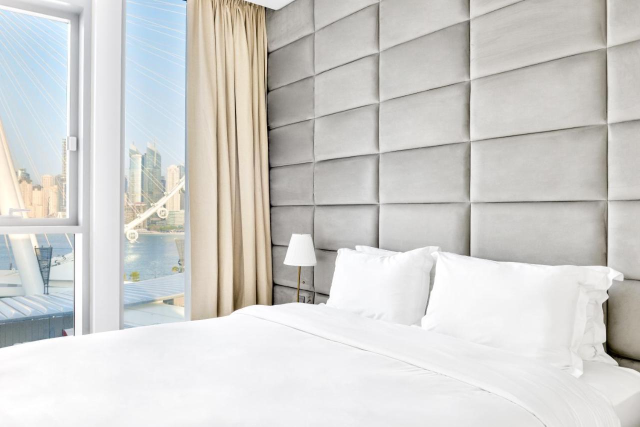 Luxury 2 Bedroom Beachfront Apt W Stunning Sea View Dubai Esterno foto